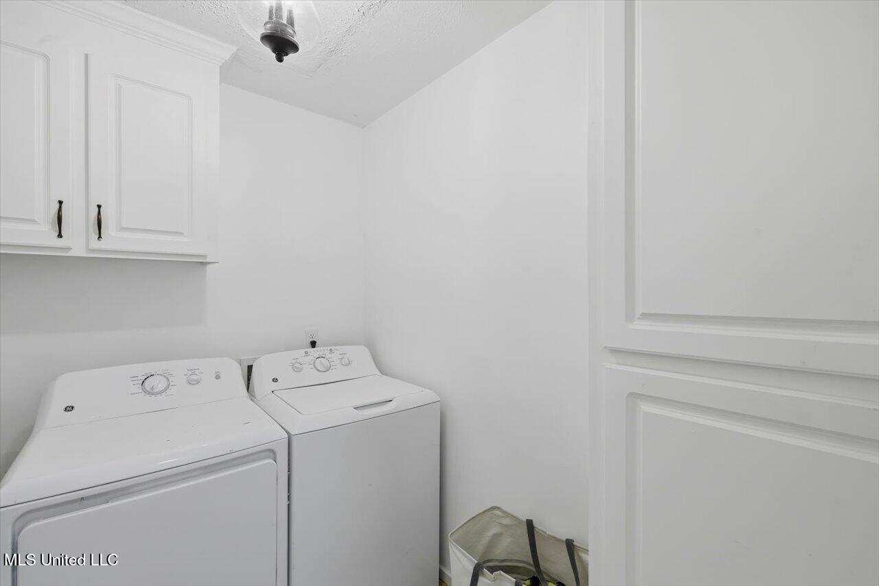 799 Highpoint Drive Byram, MS 39272 - Photo 23 of 28 17-799 Highpoint Dr _ Home Tours MS