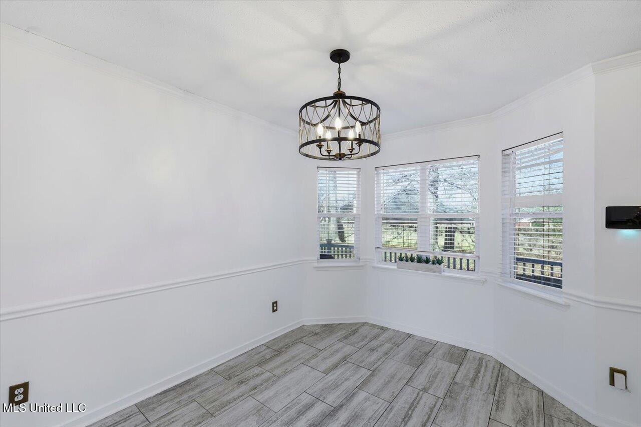 799 Highpoint Drive Byram, MS 39272 - Photo 4 of 28 15-799 Highpoint Dr _ Home Tours MS