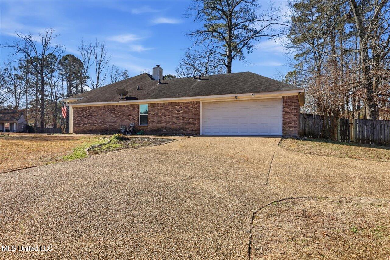 799 Highpoint Drive Byram, MS 39272 - Photo 8 of 28 05-799 Highpoint Dr _ Home Tours MS