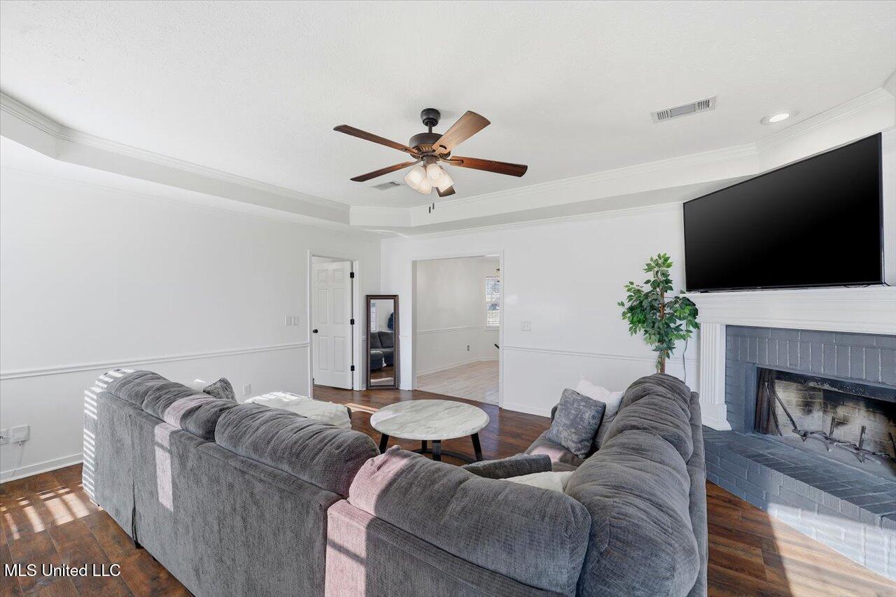 799 Highpoint Drive Byram, MS 39272 - Photo 9 of 28 07-799 Highpoint Dr _ Home Tours MS