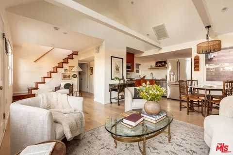 $930,000 | 12458 Laurel Terrace Drive, Studio City, CA 91604