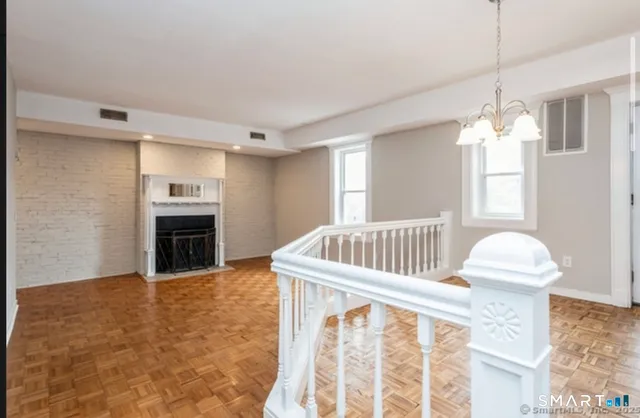 $1,580 | 71 A Imlay Street, Unit D2, Hartford, CT 06105