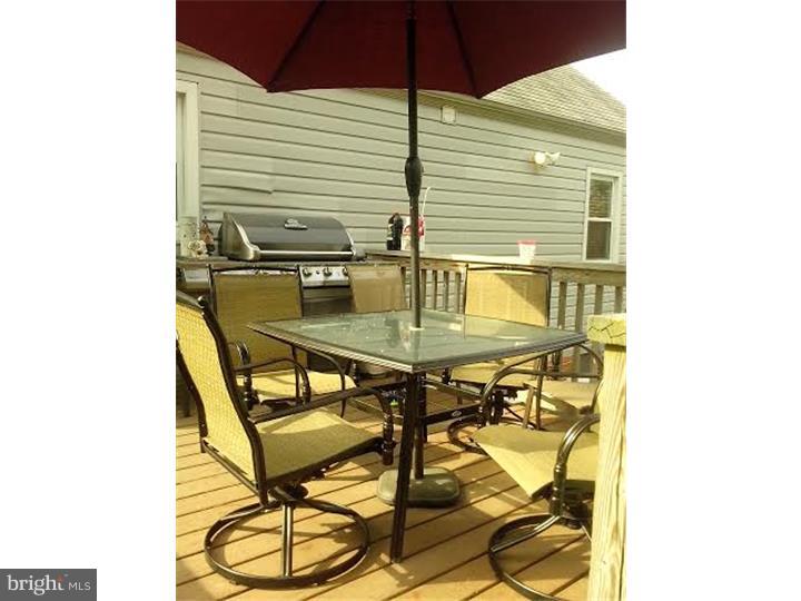 428 Rutledge Avenue Folsom, PA 19033 - Photo 25 of 25 Deck
