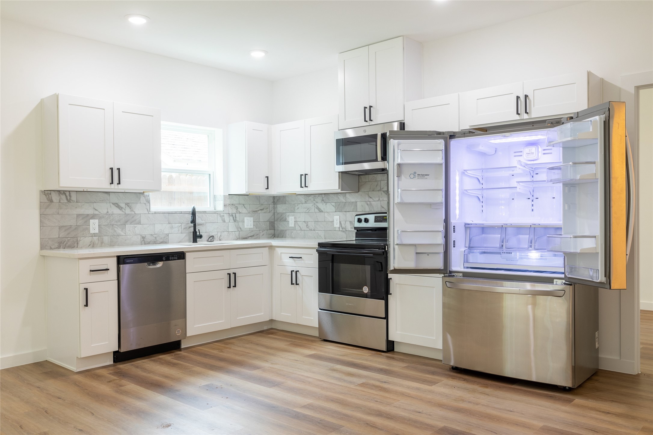 8210 Sparta Street, Unit B Houston, TX 77028 - Photo 14 of 17