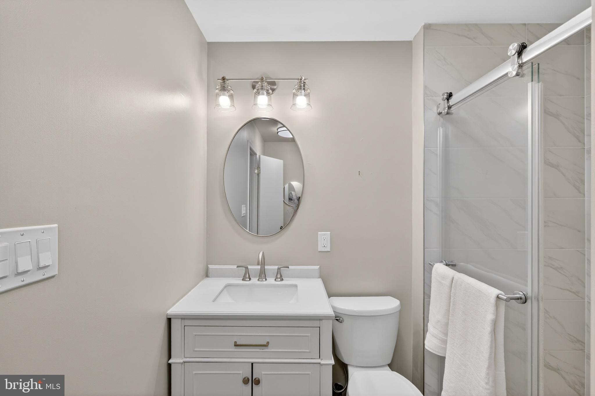 6710 Sydenstricker Road Springfield, VA 22153 - Photo 28 of 45 Primary bath