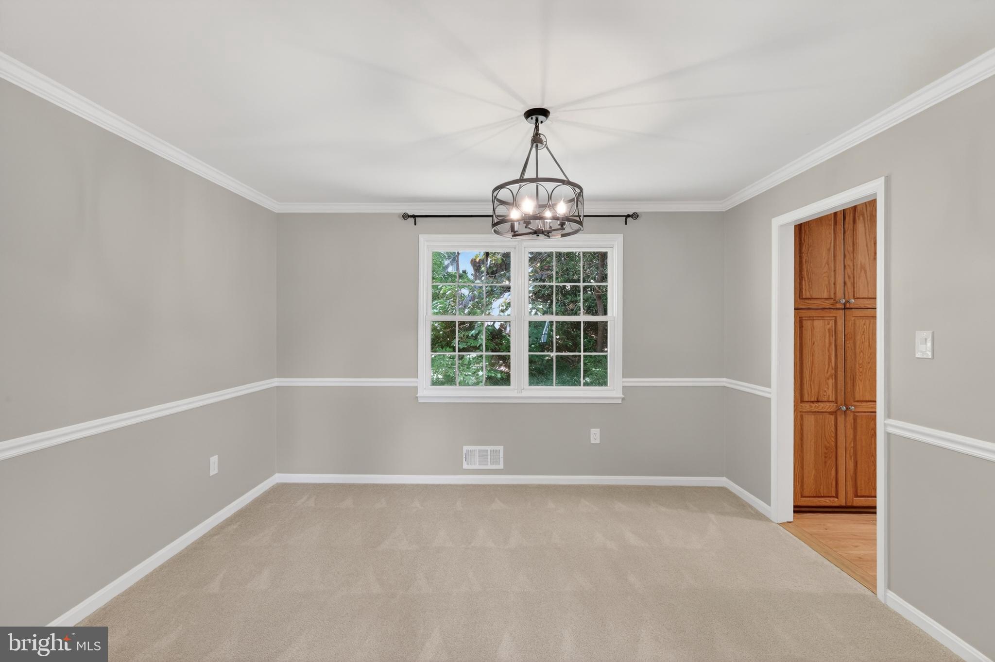 6710 Sydenstricker Road Springfield, VA 22153 - Photo 10 of 45