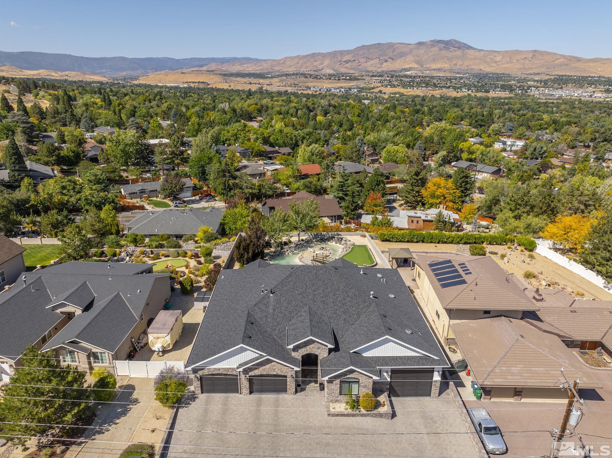 1865 Berkeley Drive Reno, NV 89509 - Photo 4 of 40 Photo 4