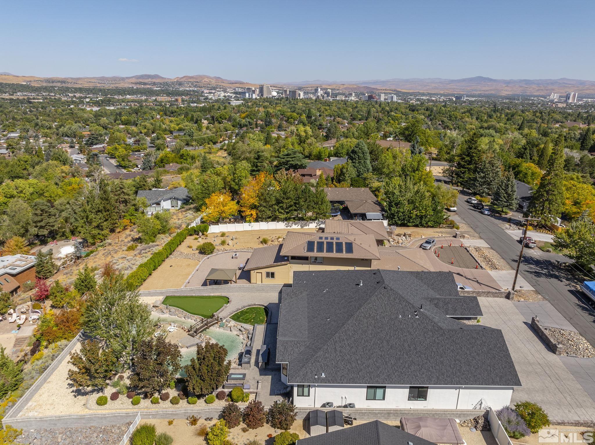 1865 Berkeley Drive Reno, NV 89509 - Photo 7 of 40 Photo 7