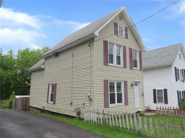 $59,950 | 472 Portage Street, Watertown, NY 13601