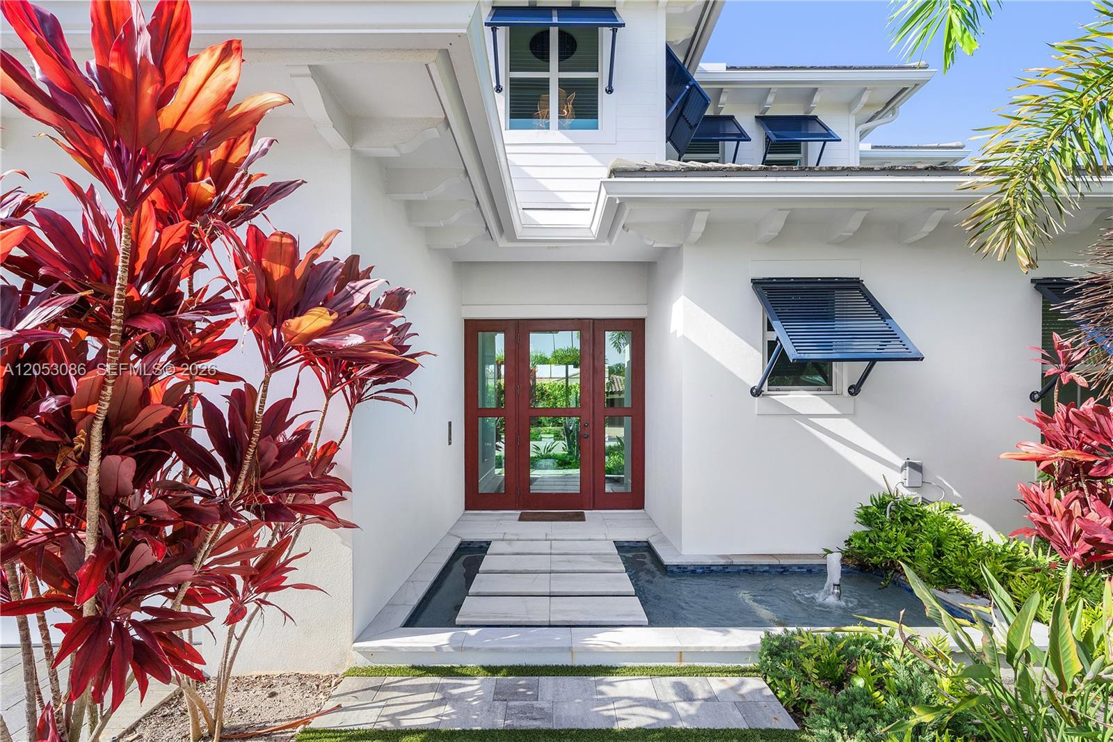 728 Malaga Drive Boca Raton, FL 33432 - Photo 3 of 58