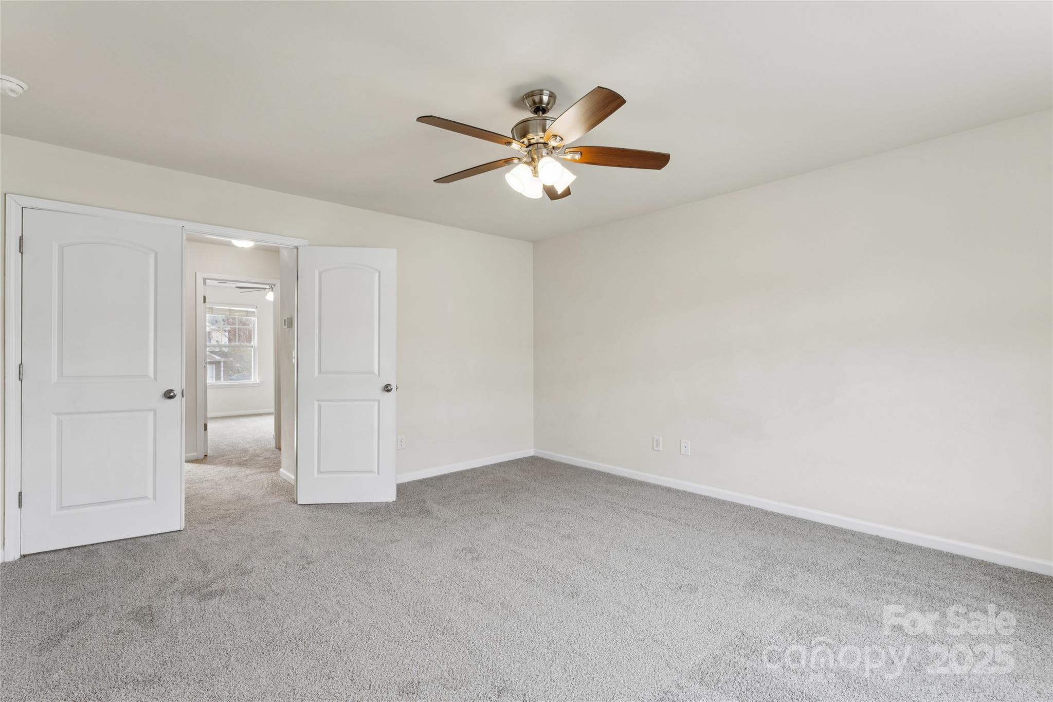 10439 Benfield Road Charlotte, NC 28269 - Photo 26 of 32