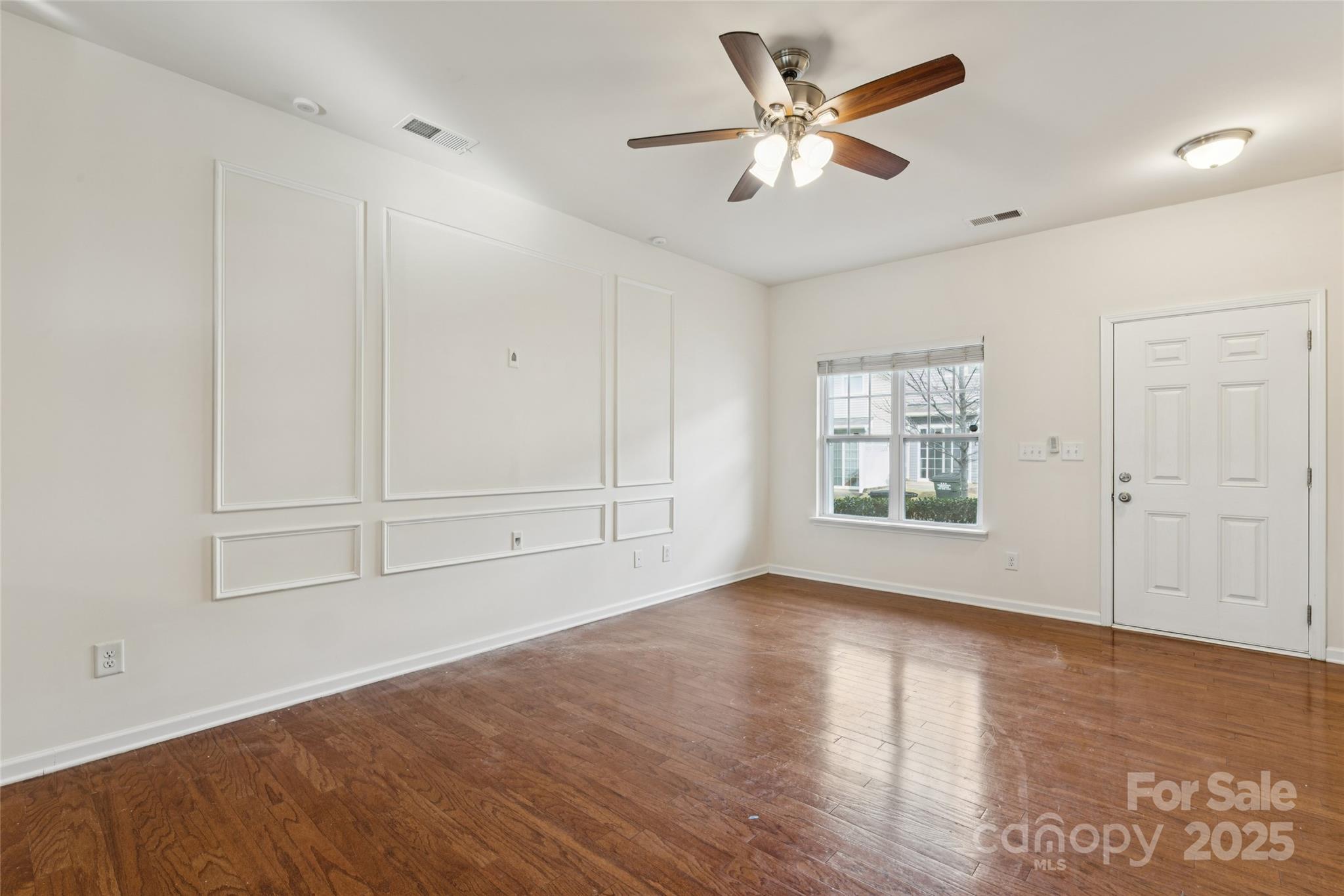 10439 Benfield Road Charlotte, NC 28269 - Photo 8 of 32