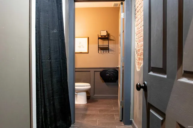 $390,000 | 116 Main Street, Vincennes, IN 47591