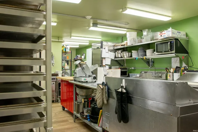 $390,000 | 116 Main Street, Vincennes, IN 47591