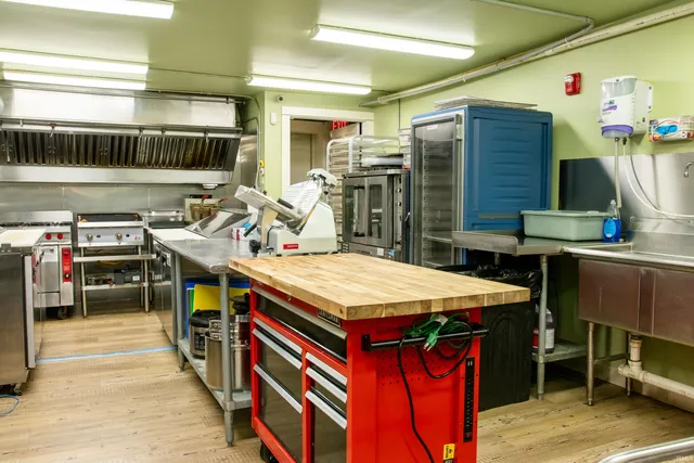 $390,000 | 116 Main Street, Vincennes, IN 47591