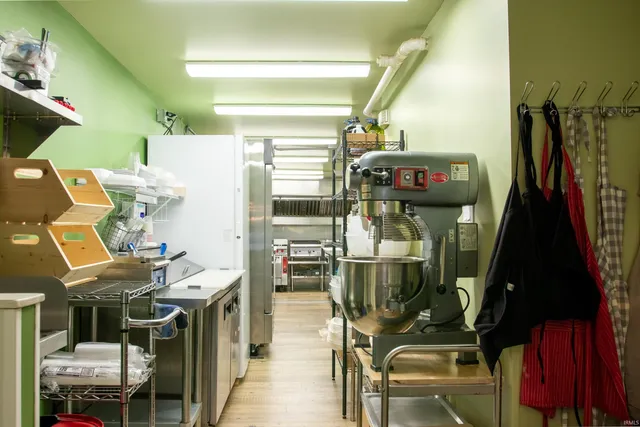 $390,000 | 116 Main Street, Vincennes, IN 47591