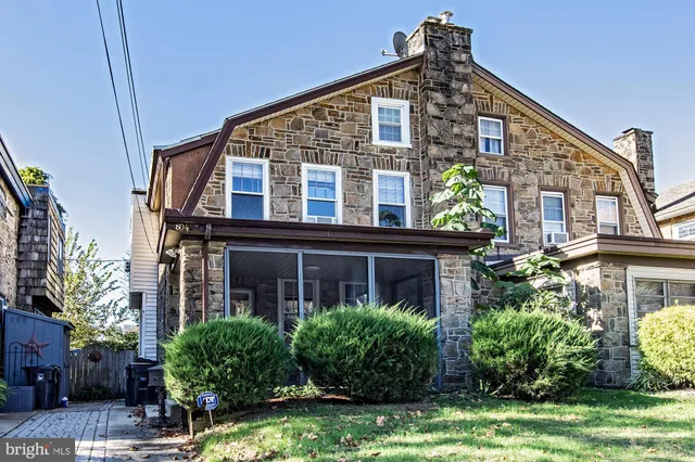 $2,300 | 804 West 24th Street, Wilmington, DE 19802