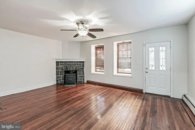 $2,300 | 804 West 24th Street, Wilmington, DE 19802