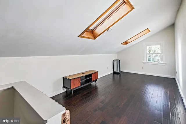 $2,300 | 804 West 24th Street, Wilmington, DE 19802