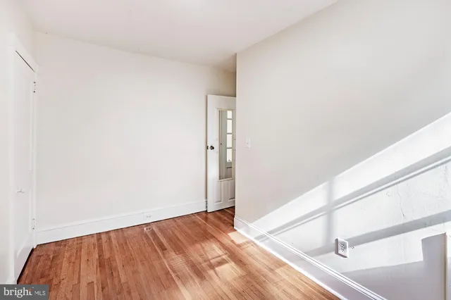 $2,300 | 804 West 24th Street, Wilmington, DE 19802