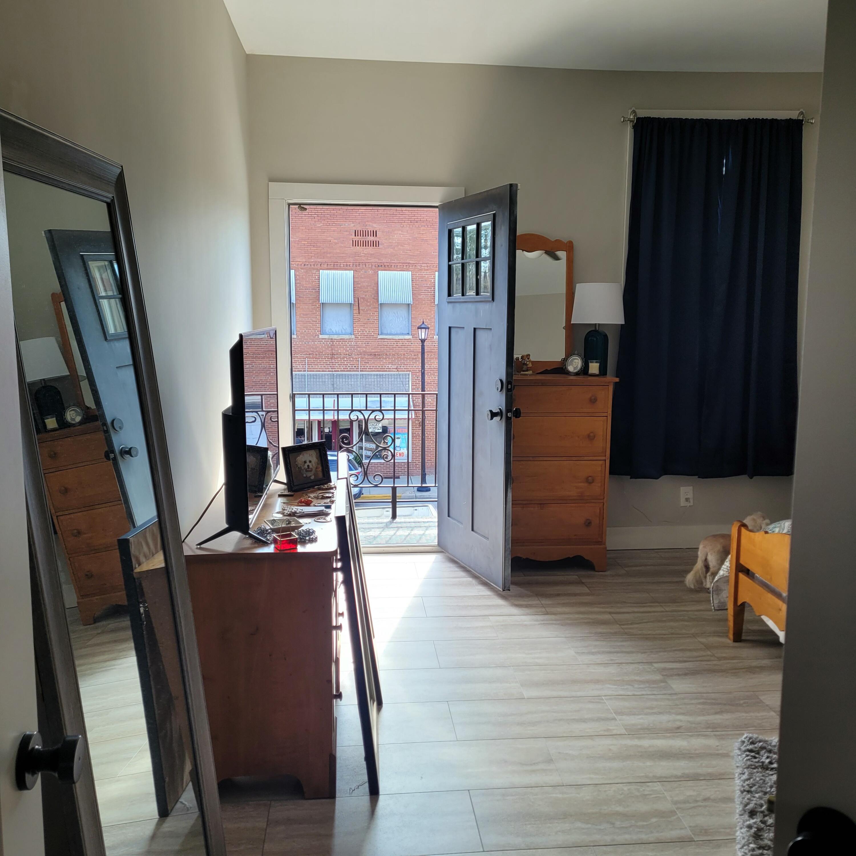 227 North Parler Avenue St. George, SC 29477 - Photo 20 of 32 Bedroom with balcony door open