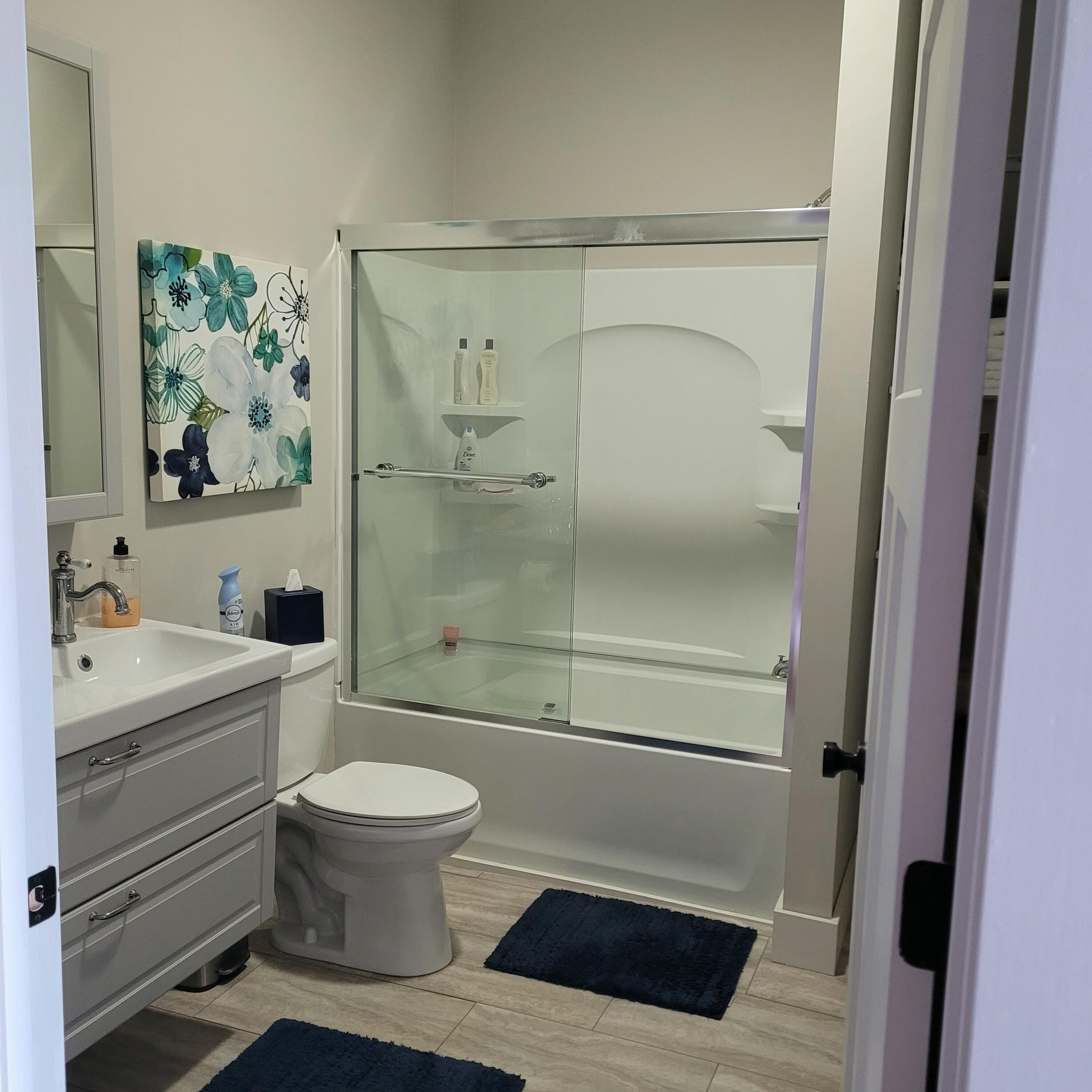 227 North Parler Avenue St. George, SC 29477 - Photo 24 of 32 Full bathroom view
