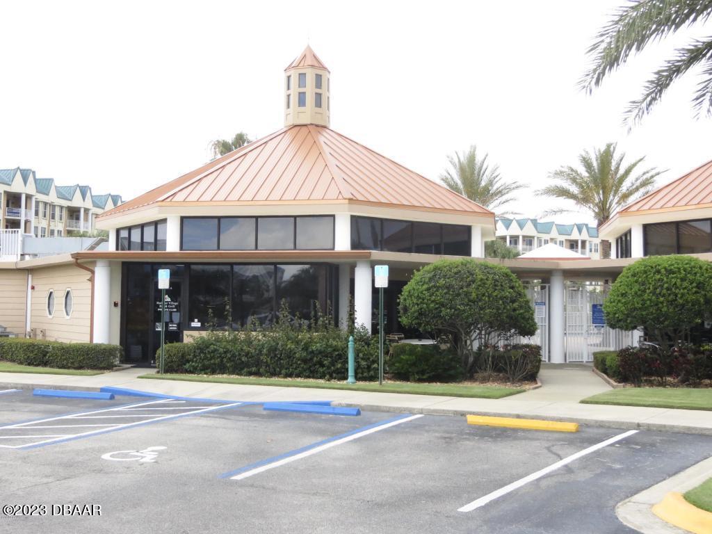 4623 Rivers Edge Village Lane, Unit 6205 Ponce Inlet, FL 32127 - Photo 41 of 47 Restaurant
