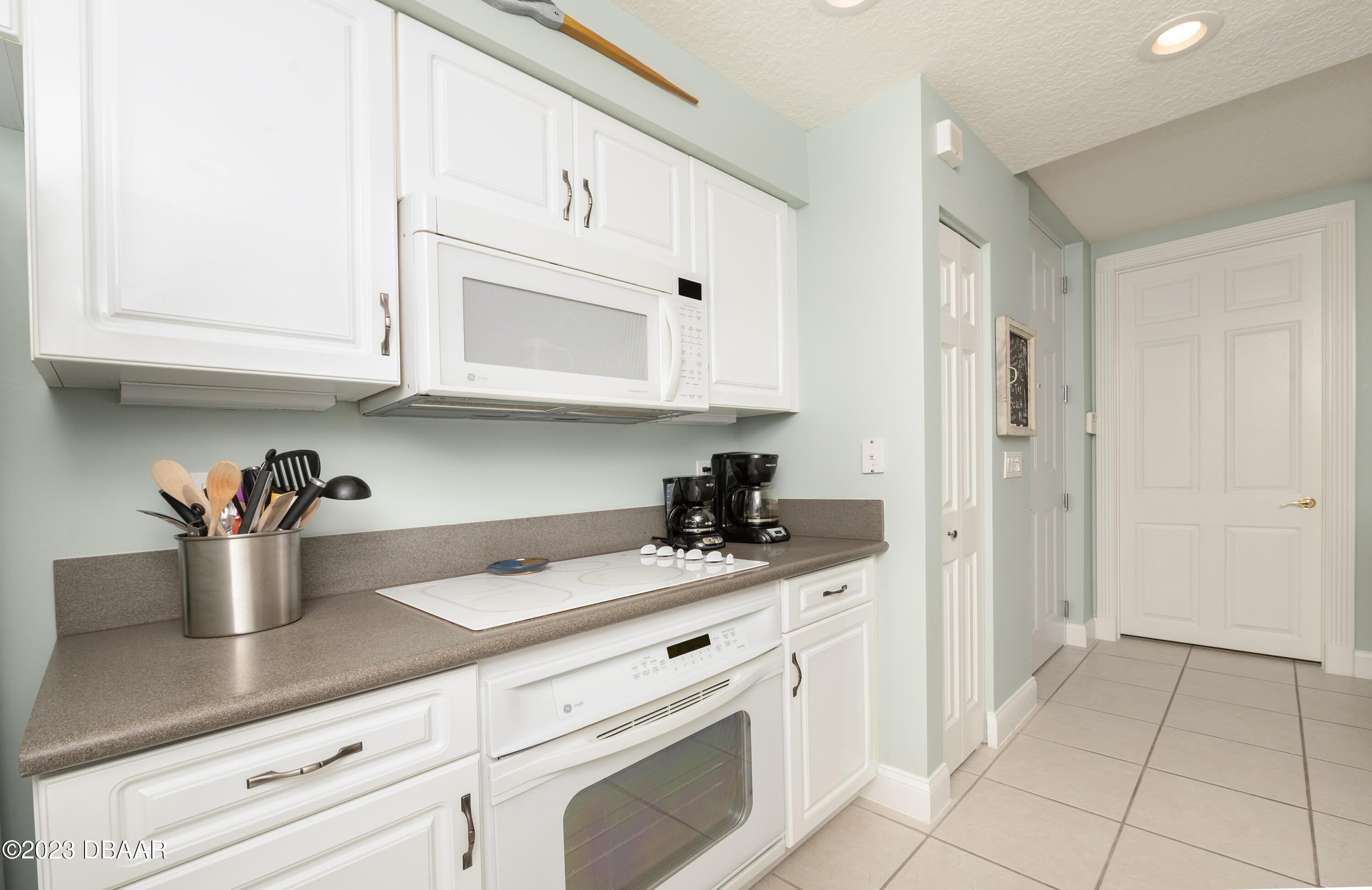 4623 Rivers Edge Village Lane, Unit 6205 Ponce Inlet, FL 32127 - Photo 5 of 47 DF_6205HarborVillage_012123_22 copy