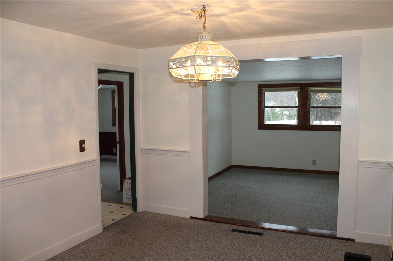 67 Greenfield Road New Boston, NH 03070 - Photo 11 of 38