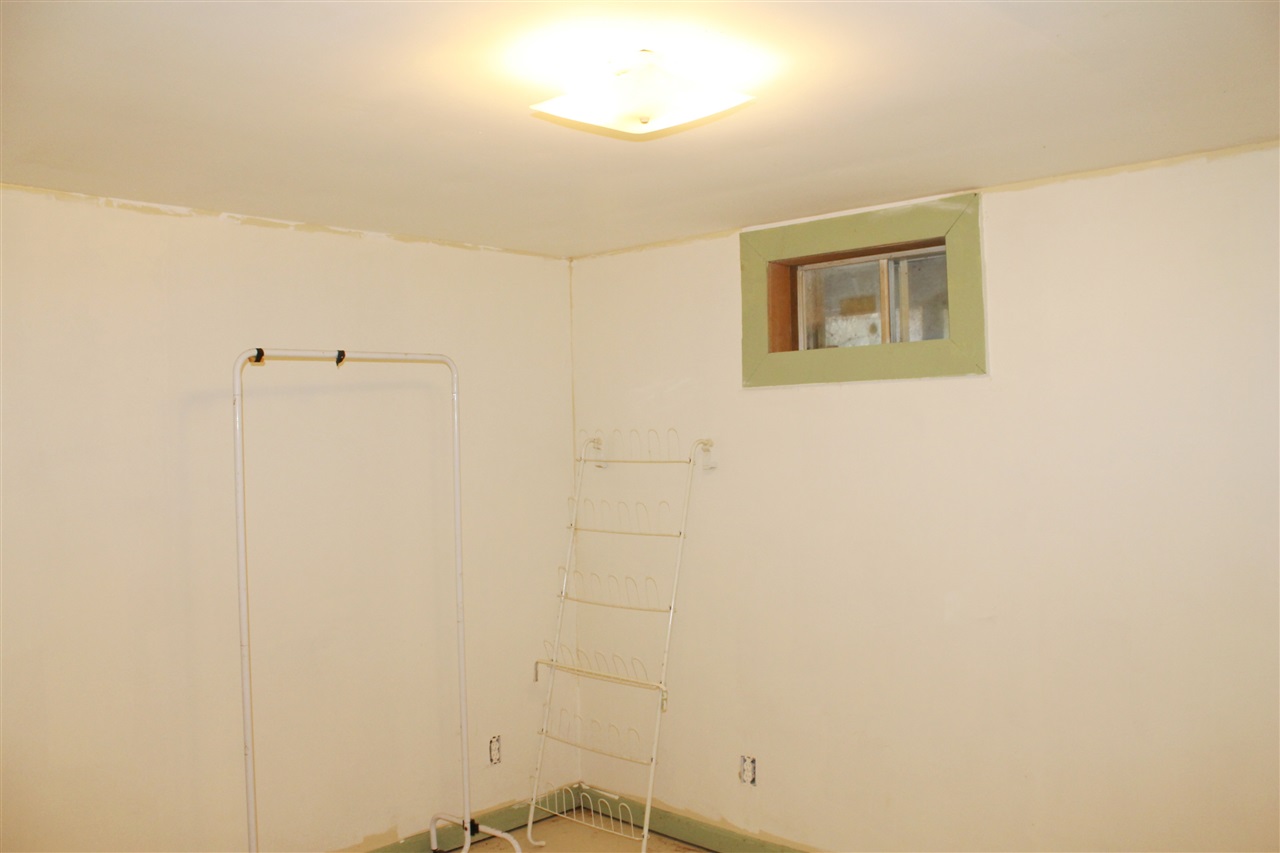 67 Greenfield Road New Boston, NH 03070 - Photo 27 of 38