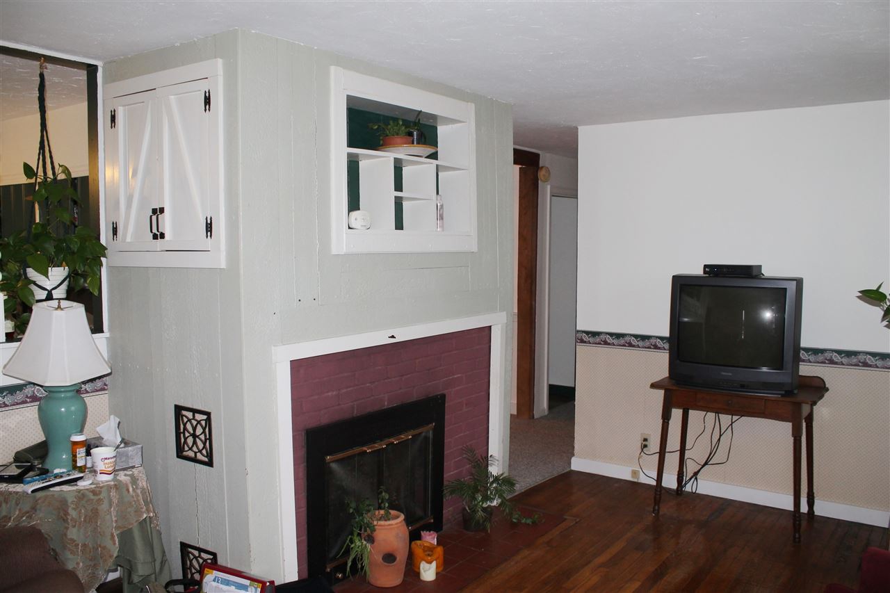 67 Greenfield Road New Boston, NH 03070 - Photo 10 of 38