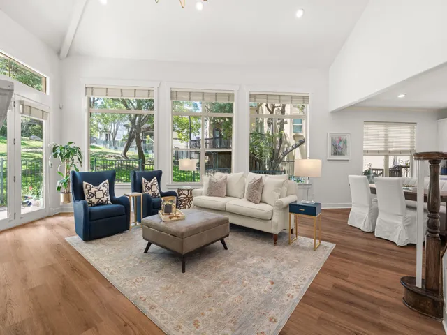 $1,045,000 | 2800 Waymaker Way, Unit 40, Austin, TX 78746