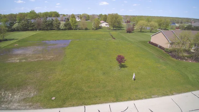 $84,700 | 2811 Ninovan Lane, Minooka, IL 60447