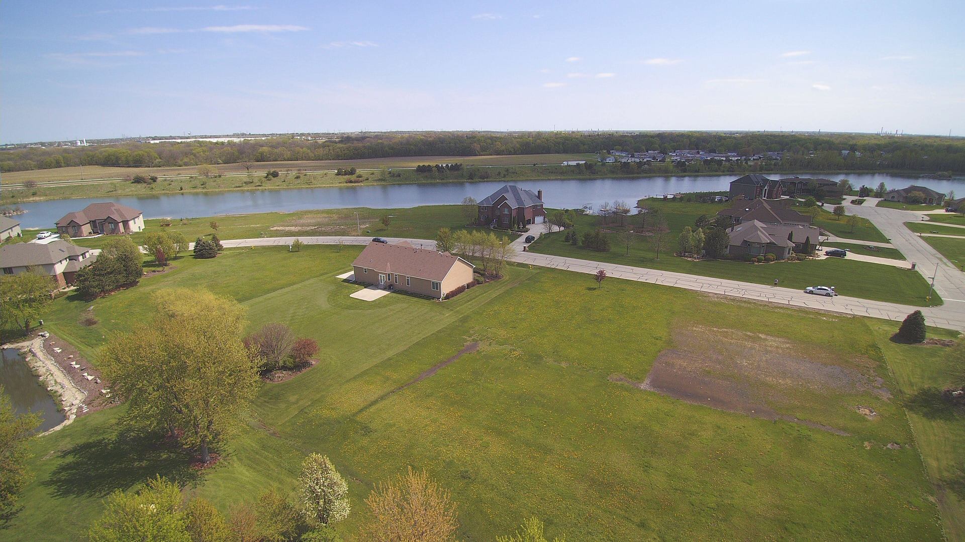 2811 Ninovan Lane Minooka, IL 60447 - Photo 2 of 3