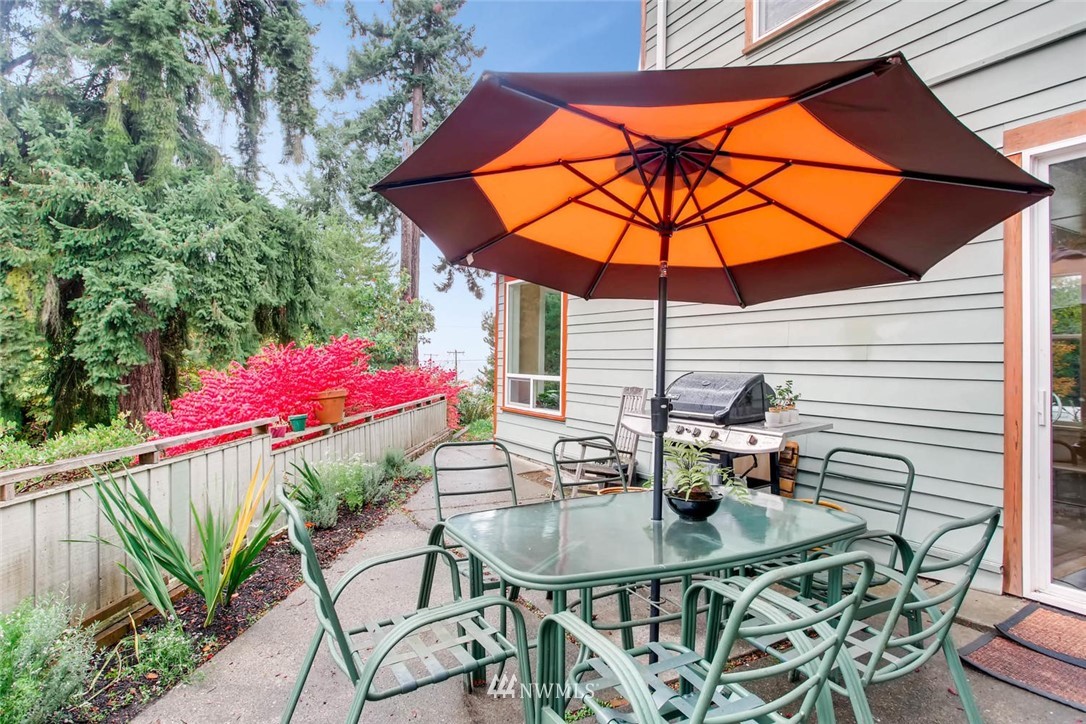 4537 Southwest Director Street Seattle, WA 98136 - Photo 14 of 25 Gallery Image 14