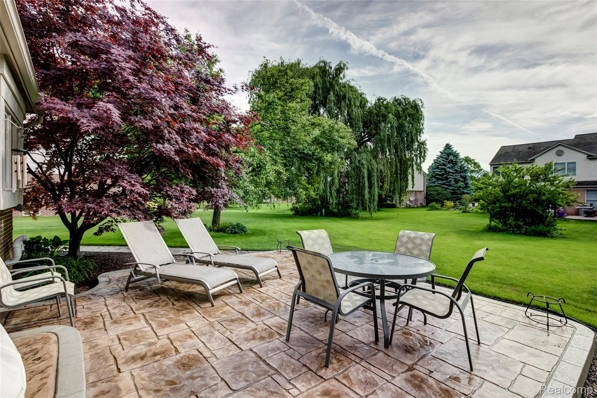 47923 Pavillon Road Canton, MI 48188 - Photo 4 of 32 030-47923PavillonRoad-Canton-MI-48188-full.jpg