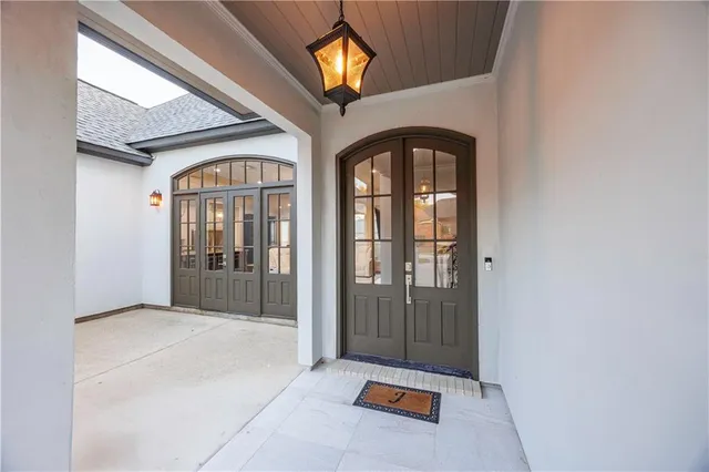 $689,000 | 17612 Greens Court, Baton Rouge, LA 70810