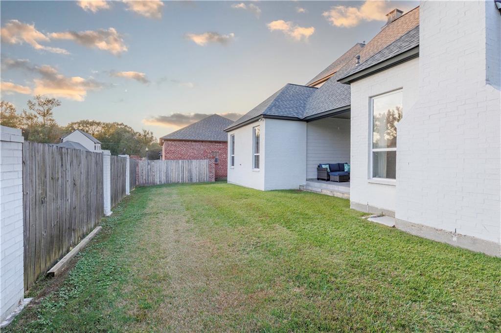 17612 Greens Court Baton Rouge, LA 70810 - Photo 32 of 34