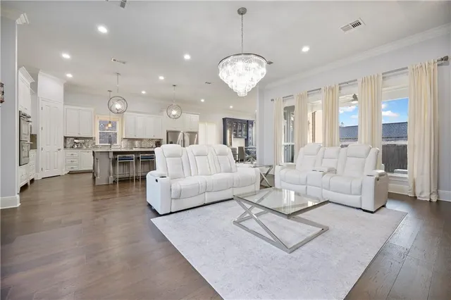 $689,000 | 17612 Greens Court, Baton Rouge, LA 70810