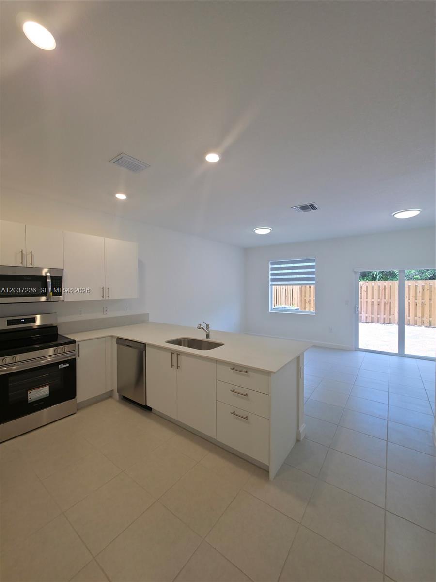 17891 Southwest 356th Street Homestead, FL 33034 - Photo 6 of 30