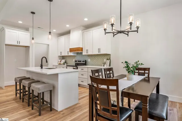 $324,900 | 304 Palmetto Parkway, Belton, SC 29627