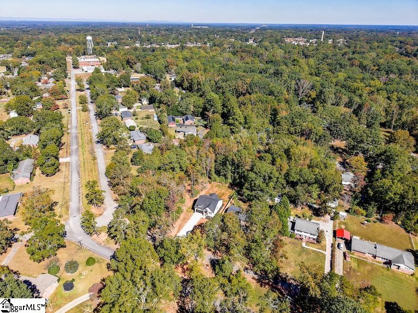 304 Palmetto Parkway Belton, SC 29627 - Photo 29 of 31