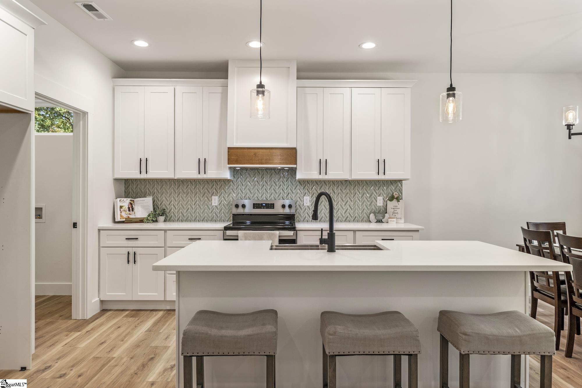 304 Palmetto Parkway Belton, SC 29627 - Photo 9 of 31