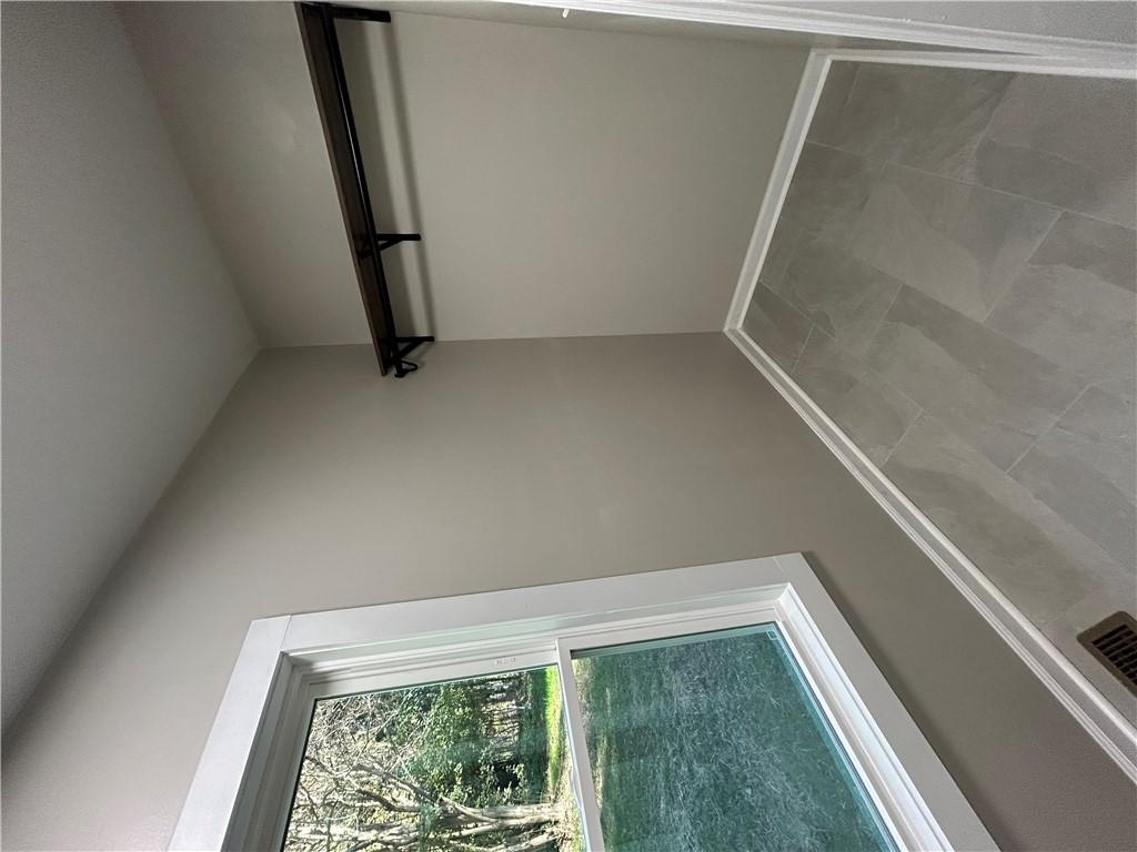 140 State Rd S-37-204 Seneca, SC 29678 - Photo 15 of 24