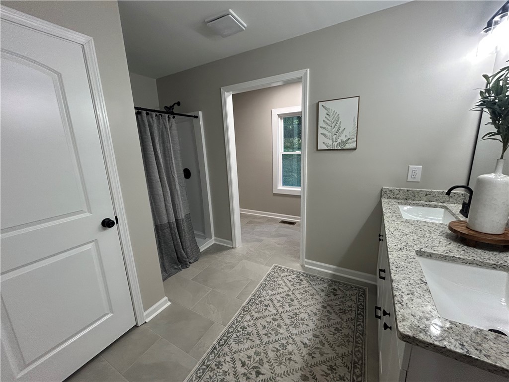 140 State Rd S-37-204 Seneca, SC 29678 - Photo 8 of 24