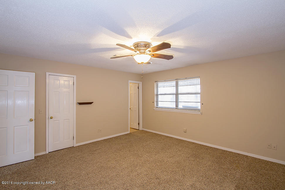 6815 Rochelle Lane Amarillo, TX 79109 - Photo 13 of 21 Master Bedroom