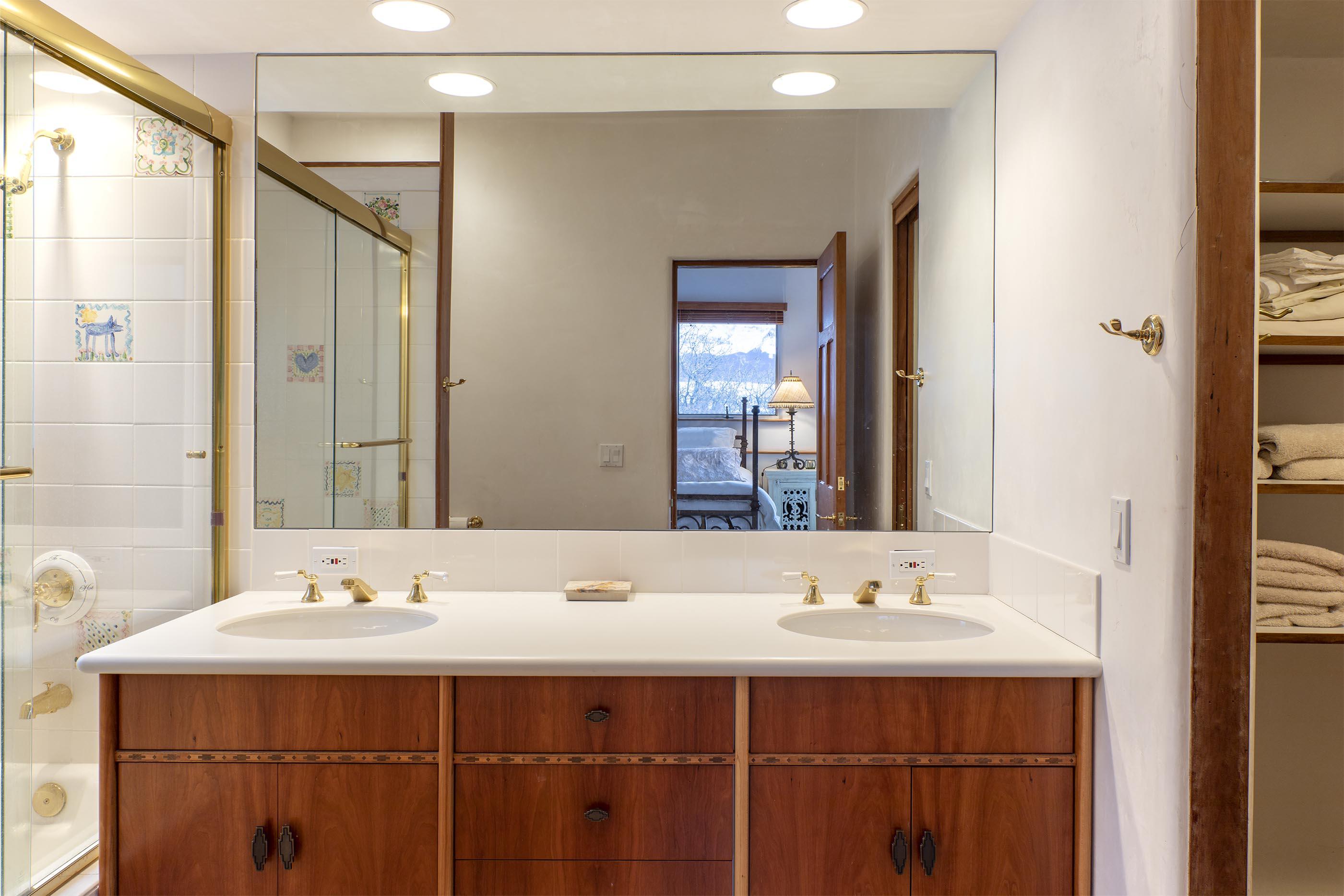 6 Valley View Road Telluride, CO 81435 - Photo 14 of 37 GBathII
