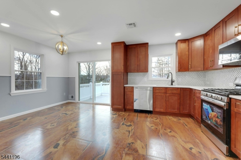 1 Kinderkamack Road Hillsdale, NJ 07642 - Photo 7 of 46