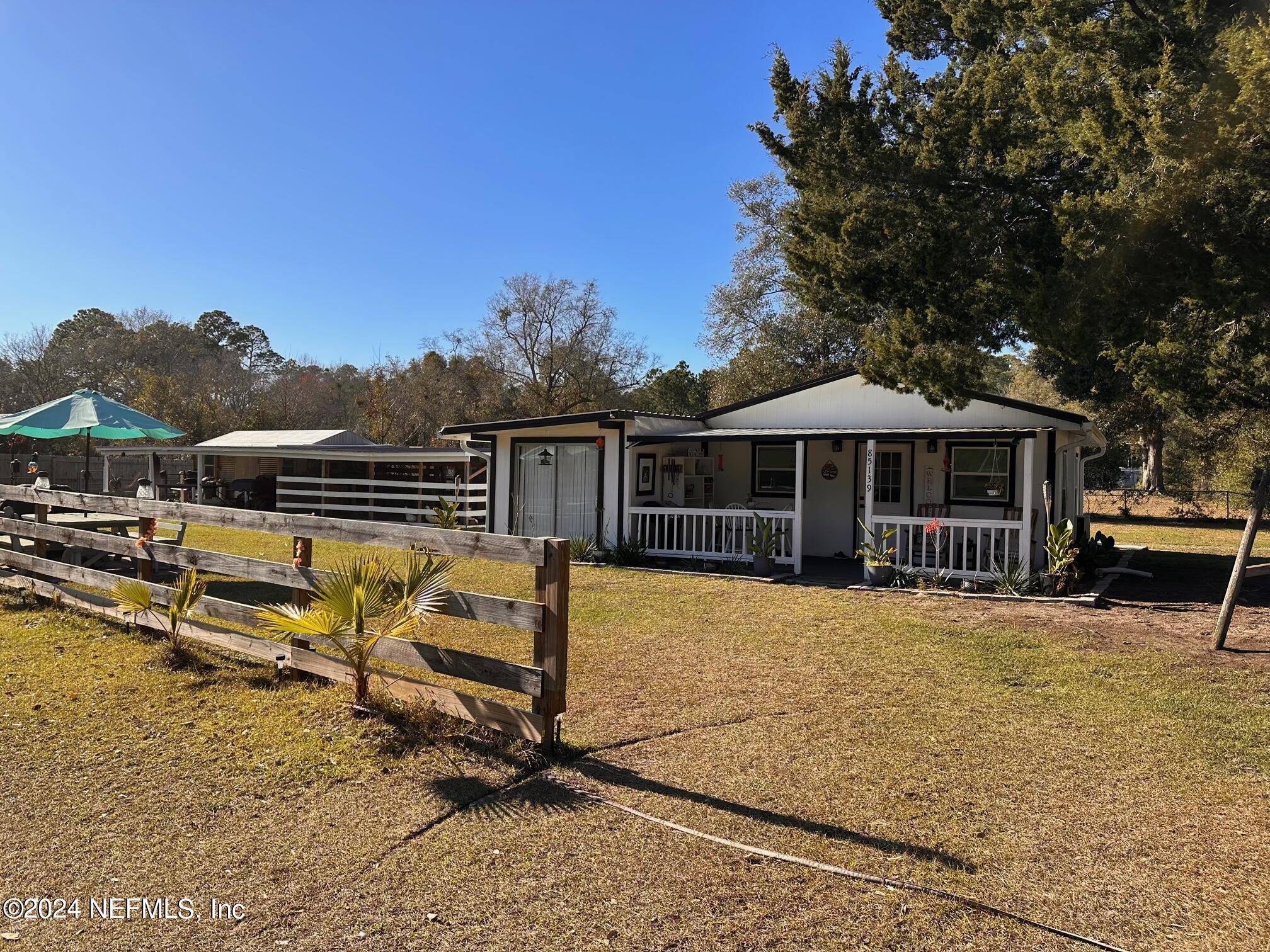 85131 Deleene Road Yulee, FL 32097 - Photo 4 of 39 01 (4)