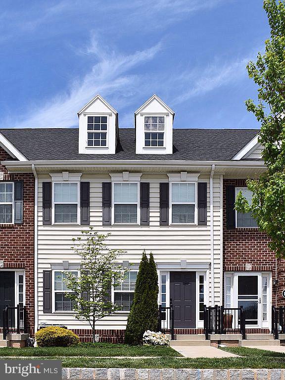 4001 Cephas Child Road, Unit 9 Doylestown, PA 18902 - Photo 2 of 21 Gallery Image 2